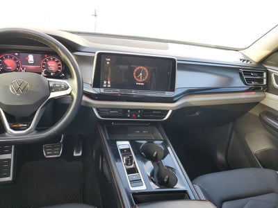 2024 Volkswagen Atlas 2.0T Peak Edition SE w/Technology