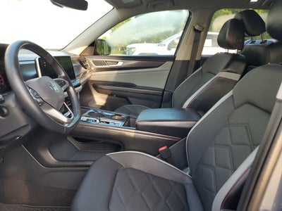 2024 Volkswagen Atlas 2.0T Peak Edition SE w/Technology