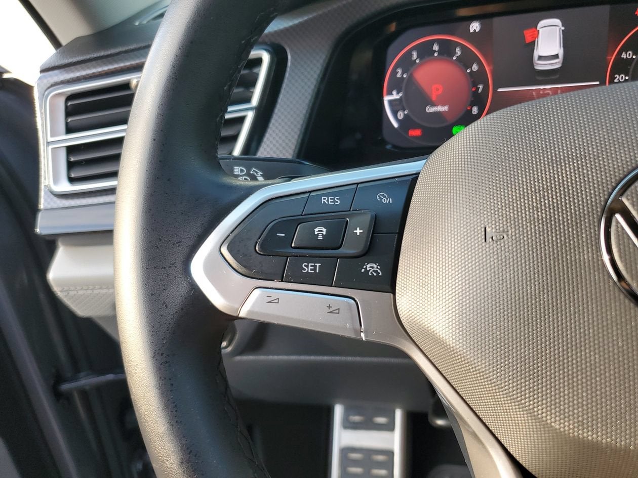 2024 Volkswagen Atlas 2.0T Peak Edition SE w/Technology