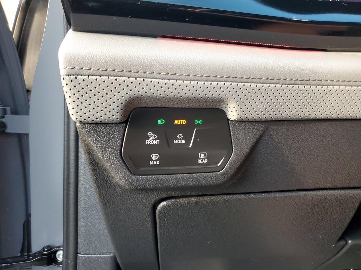 2024 Volkswagen Atlas 2.0T Peak Edition SE w/Technology