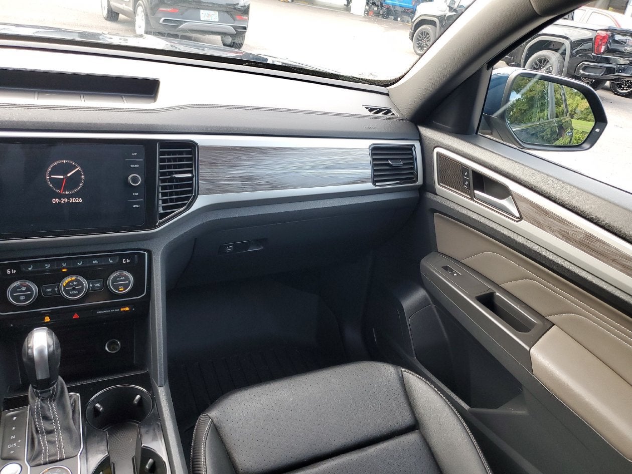 2023 Volkswagen Atlas Cross Sport 3.6L V6 SE w/Technology