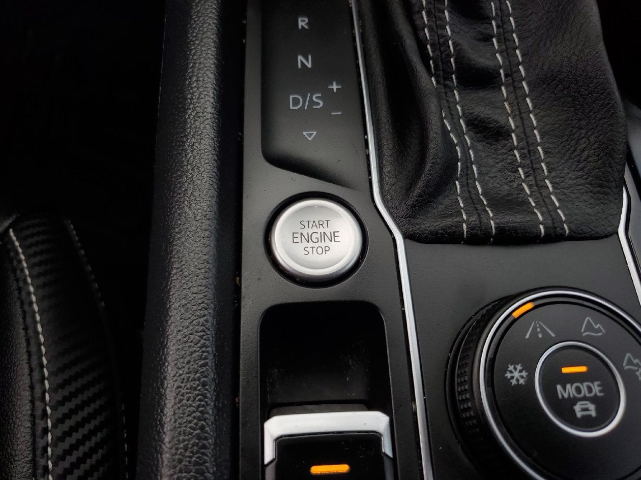 2023 Volkswagen Atlas Cross Sport 3.6L V6 SE w/Technology