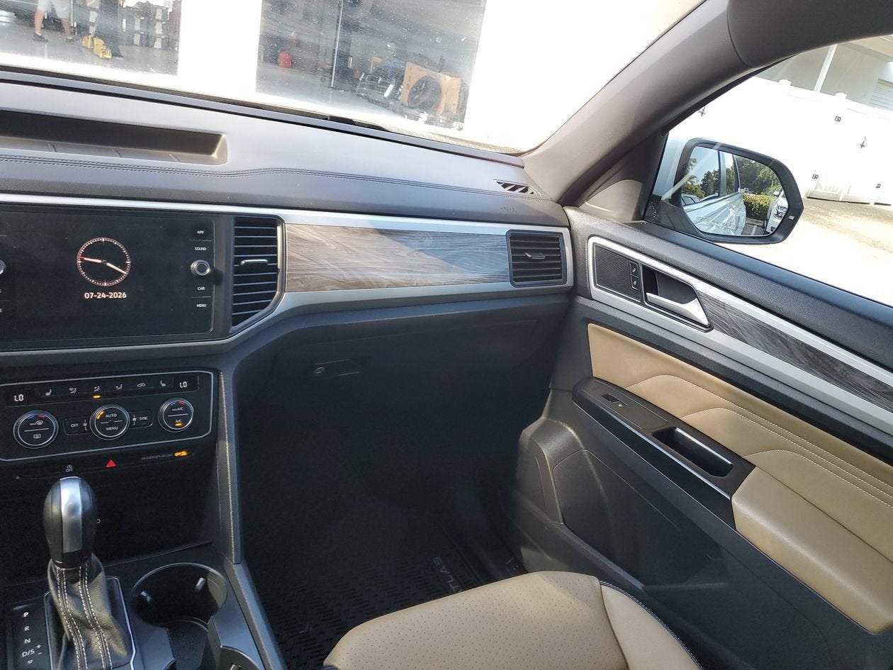 2021 Volkswagen Atlas Cross Sport 2.0T SE w/Technology