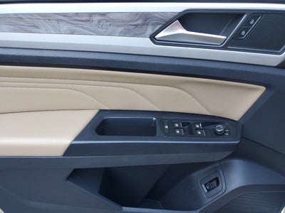 2021 Volkswagen Atlas Cross Sport 2.0T SE w/Technology