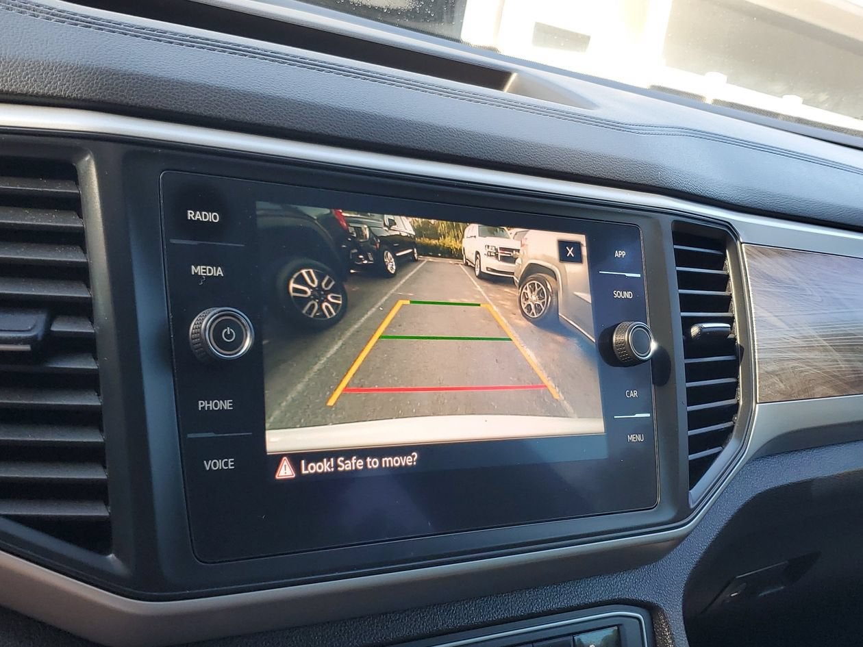 2021 Volkswagen Atlas Cross Sport 2.0T SE w/Technology
