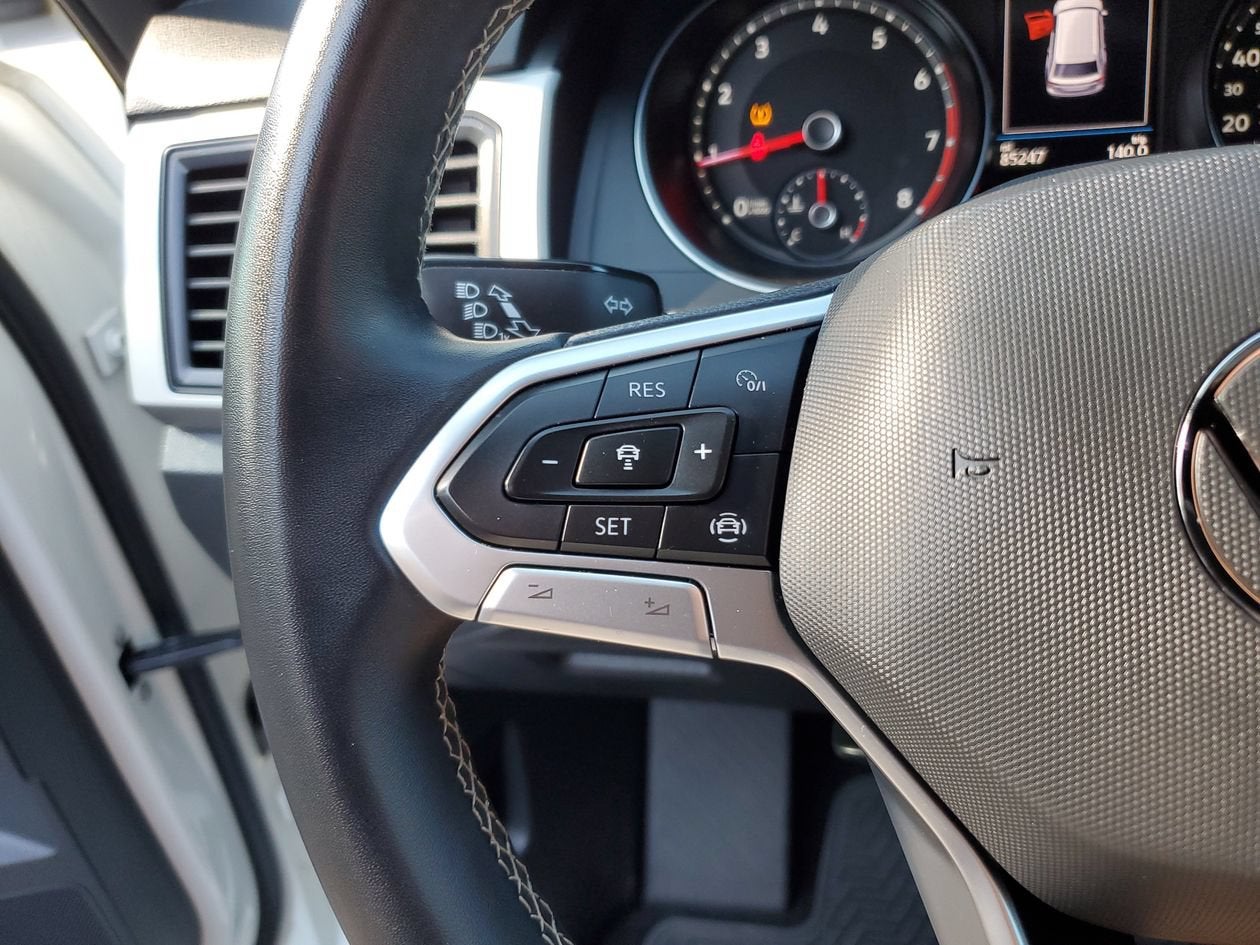 2021 Volkswagen Atlas Cross Sport 2.0T SE w/Technology