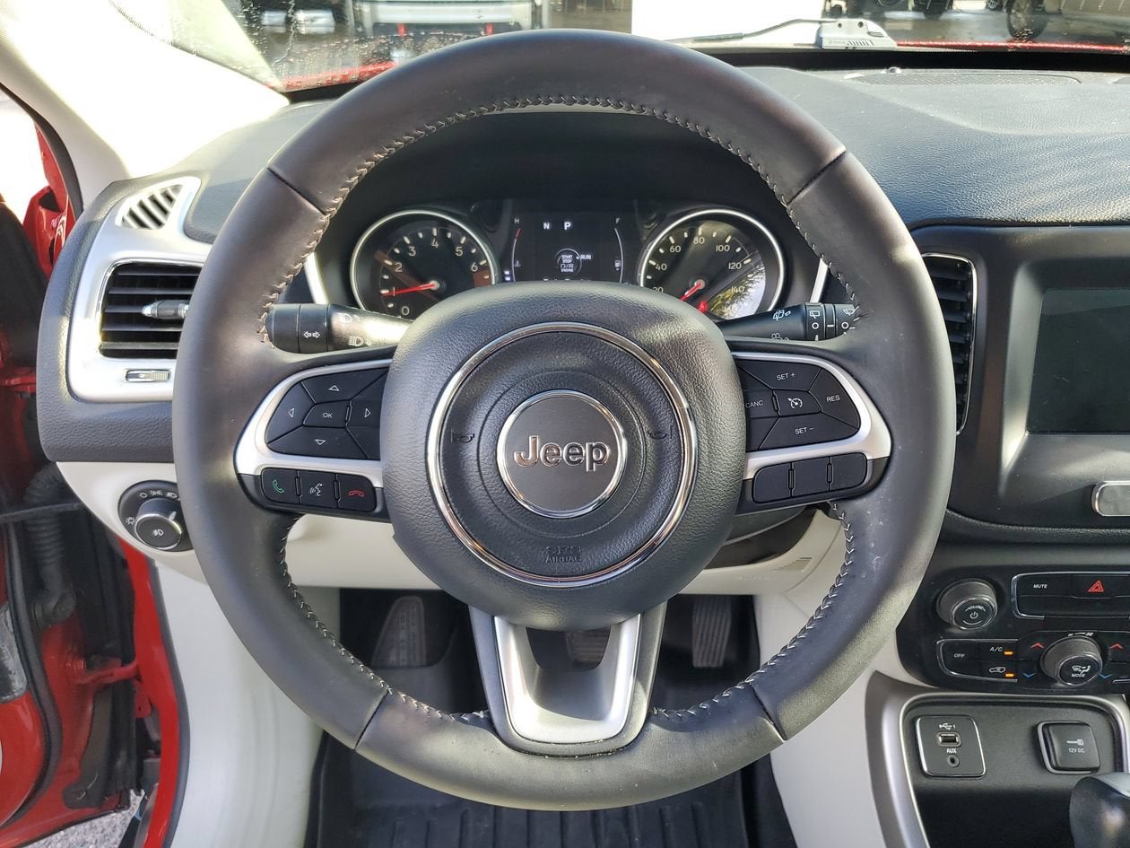 2019 Jeep Compass Latitude w/Sun/Wheel Pkg