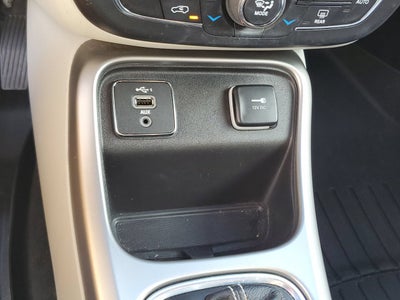 2019 Jeep Compass Latitude w/Sun/Wheel Pkg
