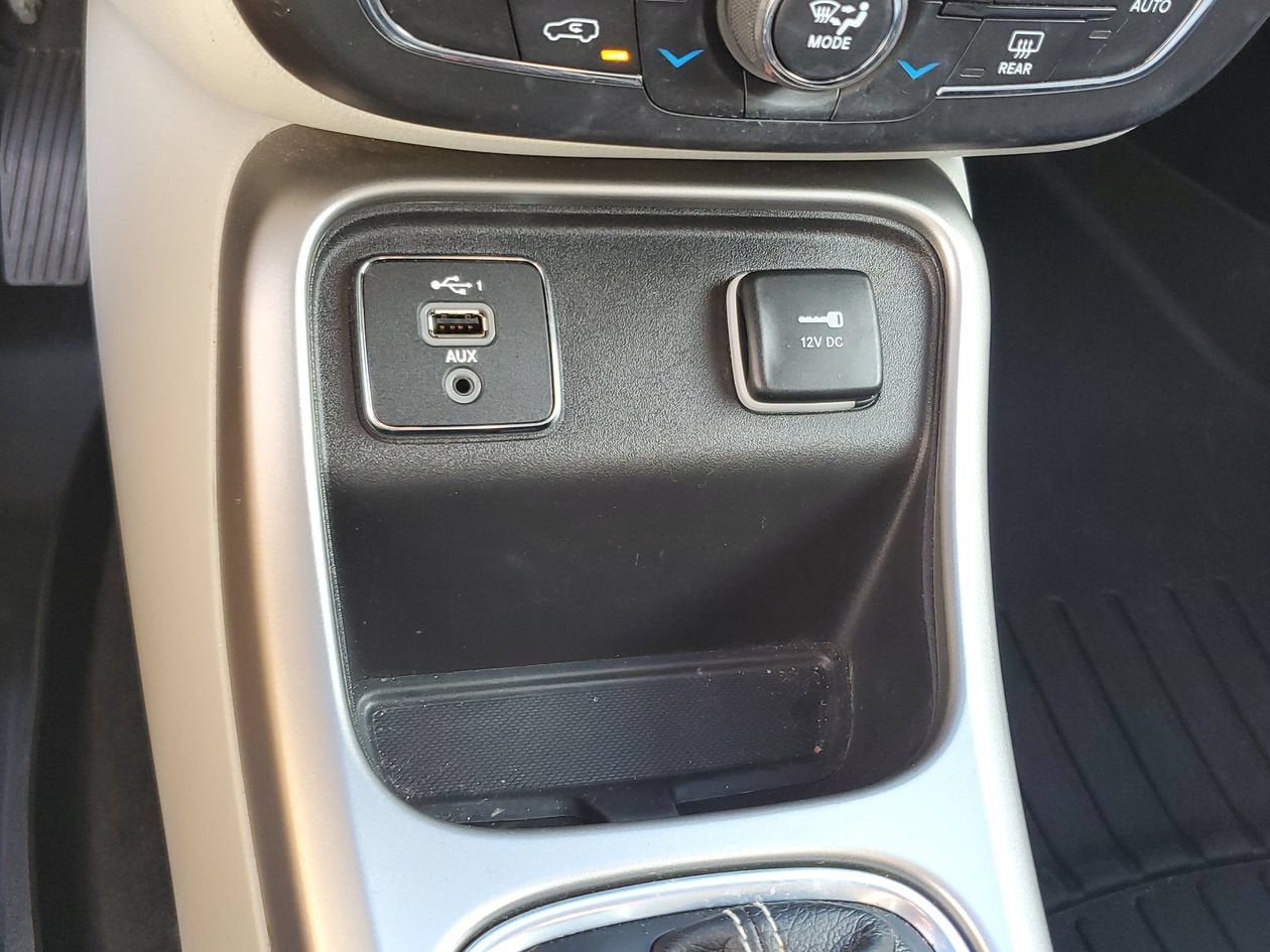 2019 Jeep Compass Latitude w/Sun/Wheel Pkg