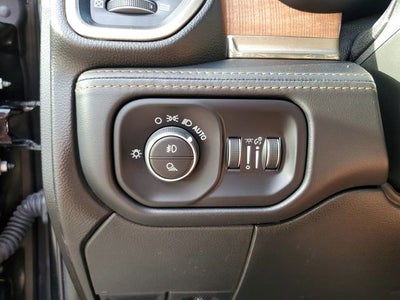 2022 RAM 3500 Limited Longhorn Mega Cab 4x4 6'4" Box