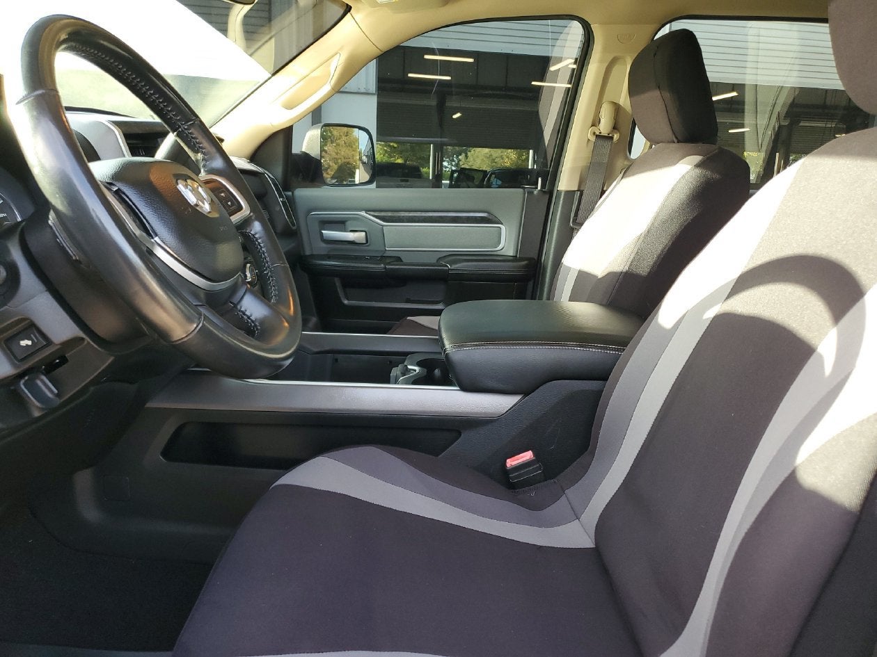 2019 RAM 3500 Big Horn Crew Cab 4x4 8' Box