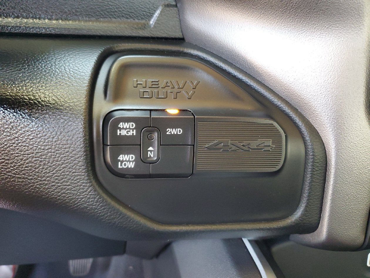 2019 RAM 3500 Big Horn Crew Cab 4x4 8' Box