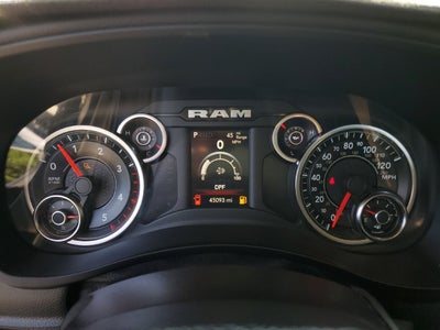 2019 RAM 3500 Big Horn Crew Cab 4x4 8' Box