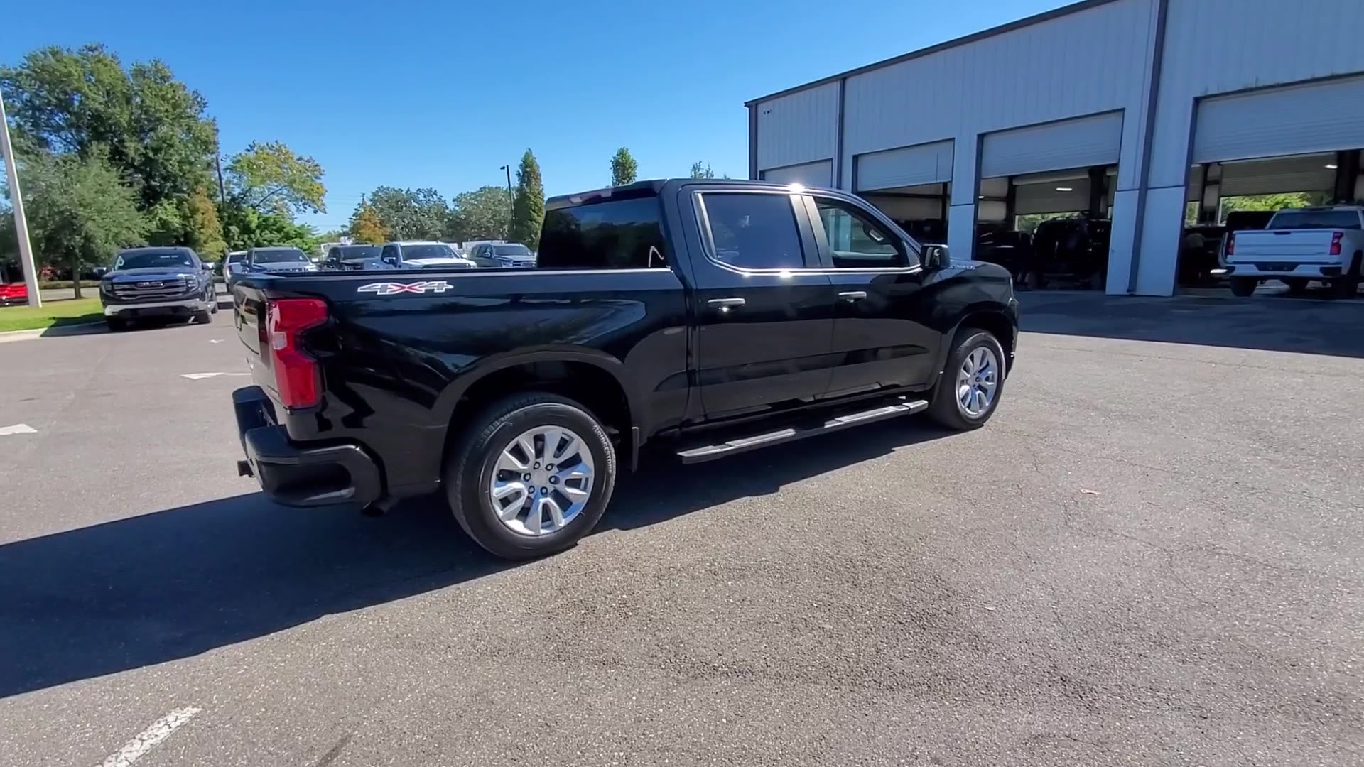 2022 Chevrolet Silverado 1500 LTD Custom