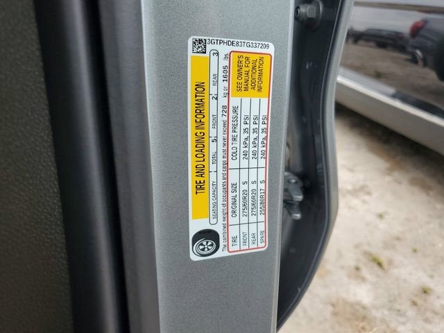 2026 GMC Sierra 1500 SLT - Photo 33