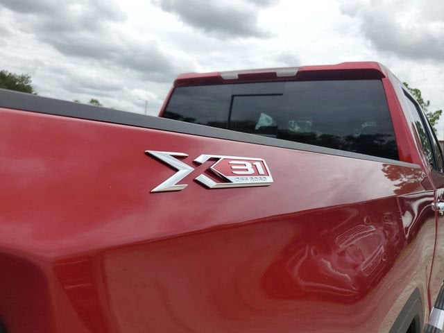 2026 GMC Sierra 1500 SLT - Photo 10