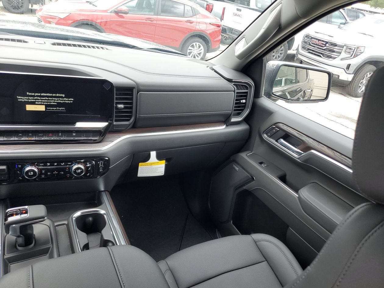 2026 GMC Sierra 1500 SLT - Photo 17