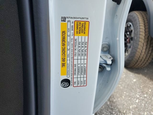 2026 GMC Sierra 1500 SLT