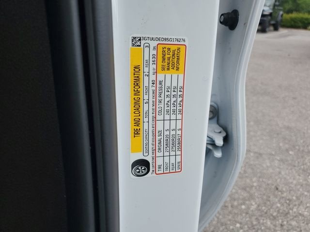 2025 GMC Sierra 1500 SLT
