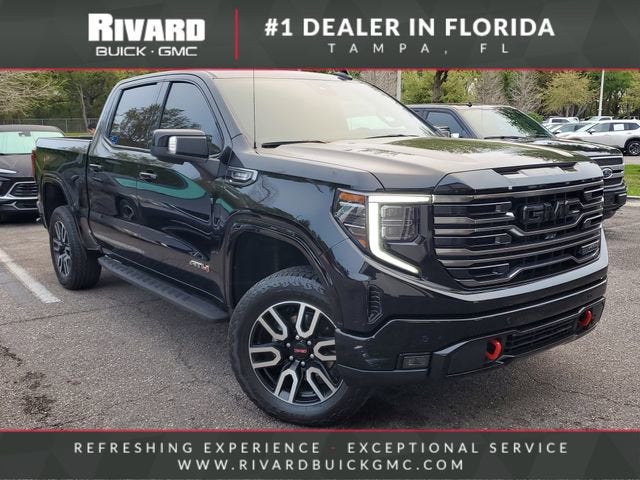 2025 GMC Sierra 1500 AT4