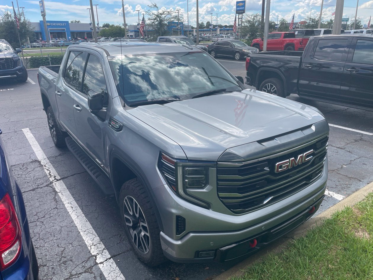 2024 GMC Sierra 1500 AT4
