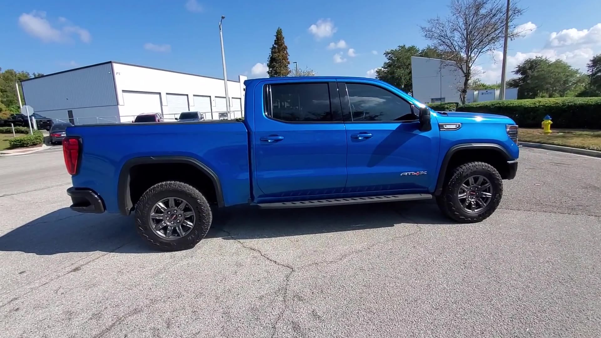 2024 GMC Sierra 1500 AT4X