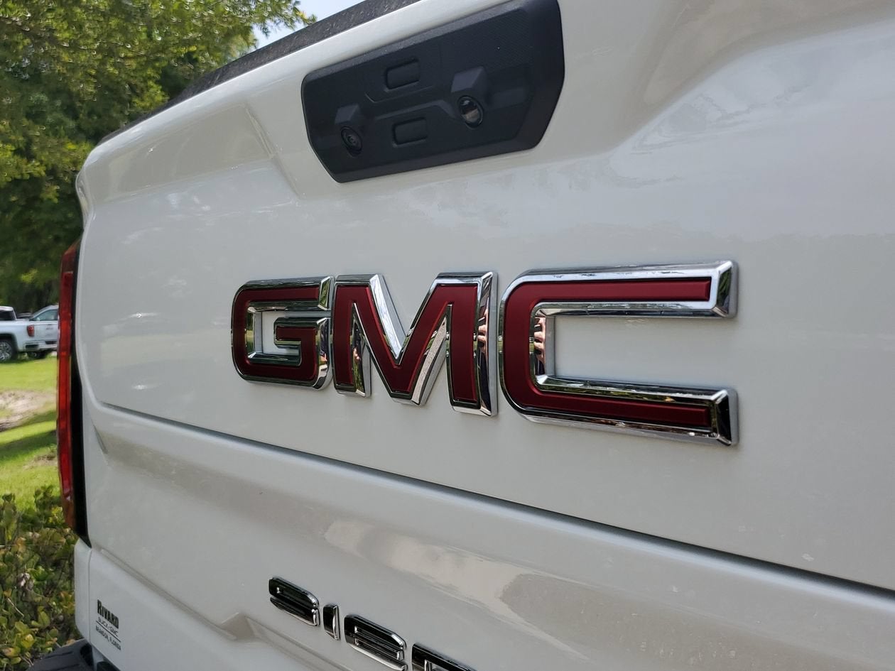 2026 GMC Sierra 1500 AT4X