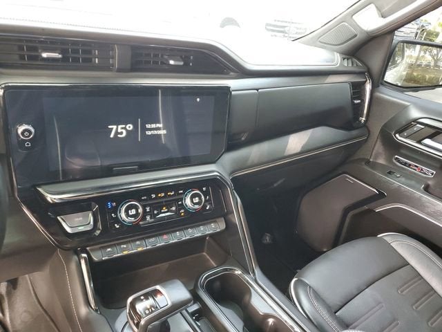 2023 GMC Sierra 1500 AT4X