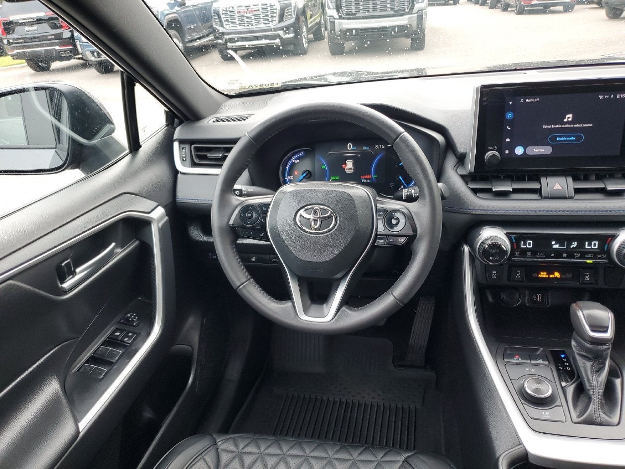 2023 Toyota RAV4 Hybrid SE