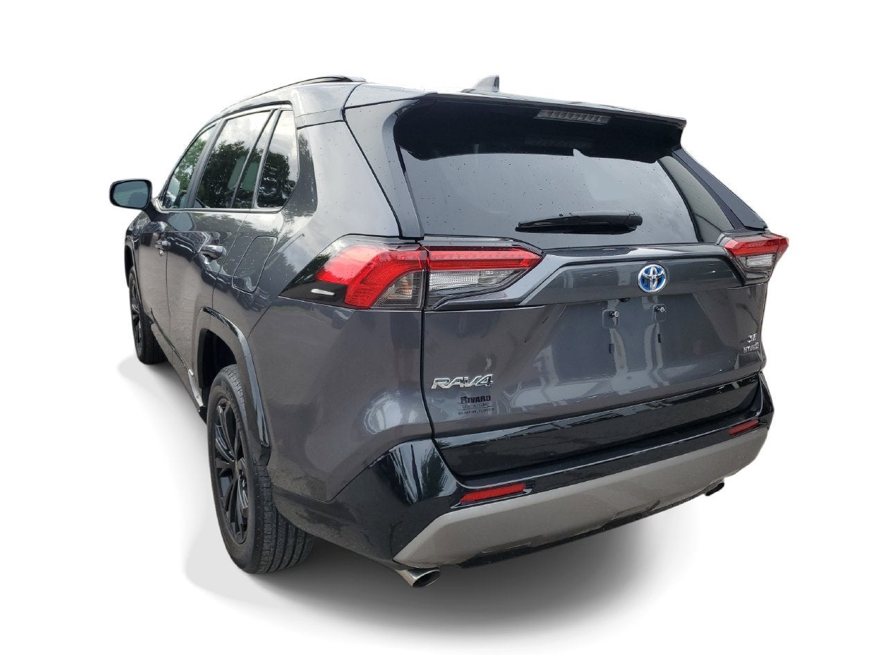 2023 Toyota RAV4 Hybrid SE