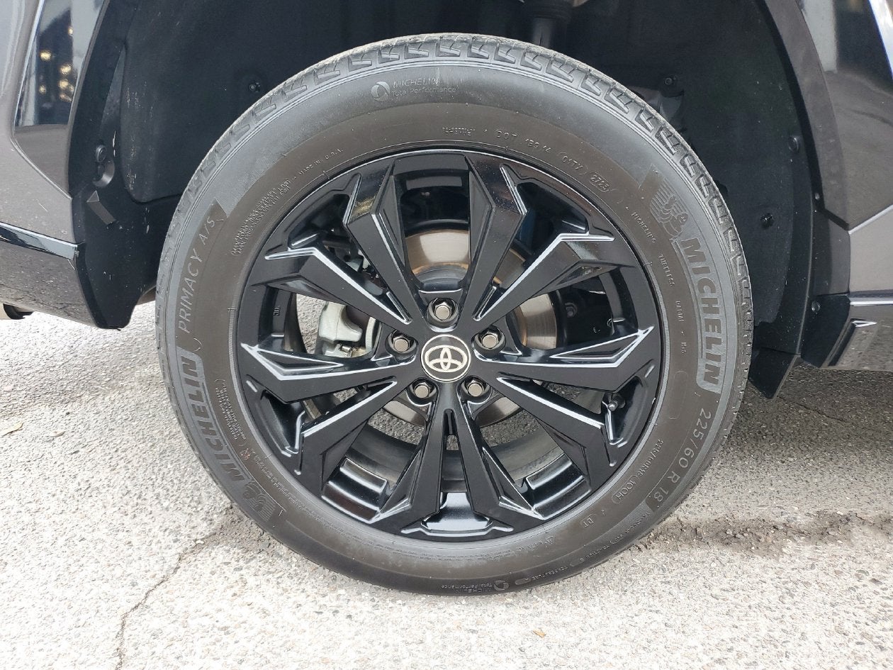 2023 Toyota RAV4 Hybrid SE