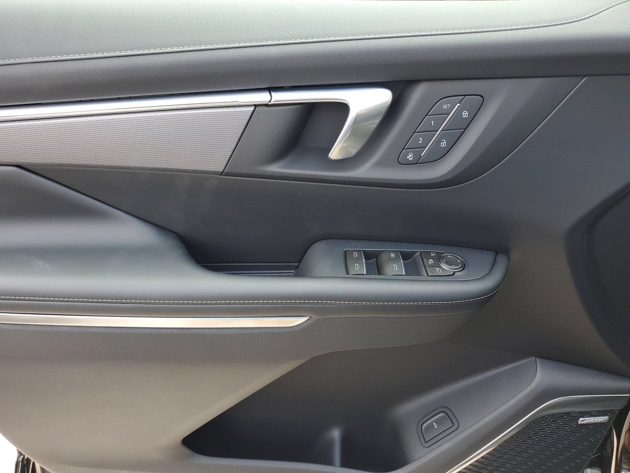 2027 Buick Enclave Sport Touring - Photo 17