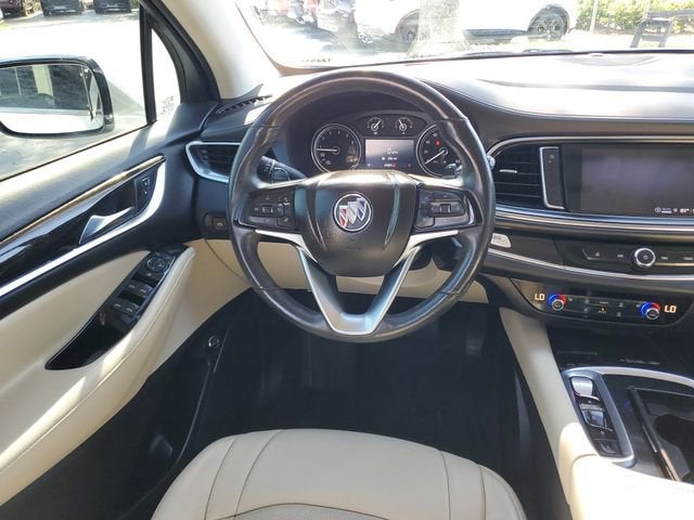 2022 Buick Enclave Essence