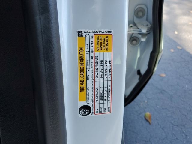 2022 Buick Enclave Essence