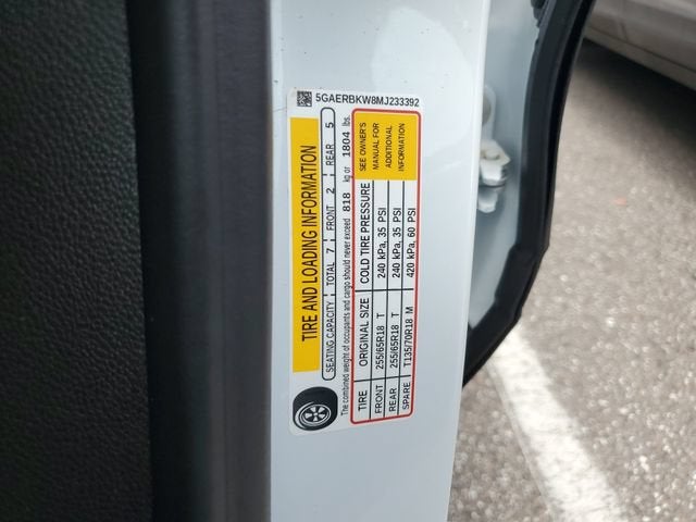 2021 Buick Enclave Essence