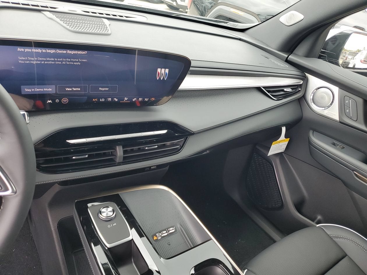 2026 Buick Enclave Avenir - Photo 26