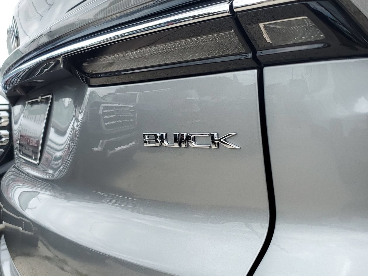 2026 Buick Enclave Avenir - Photo 8