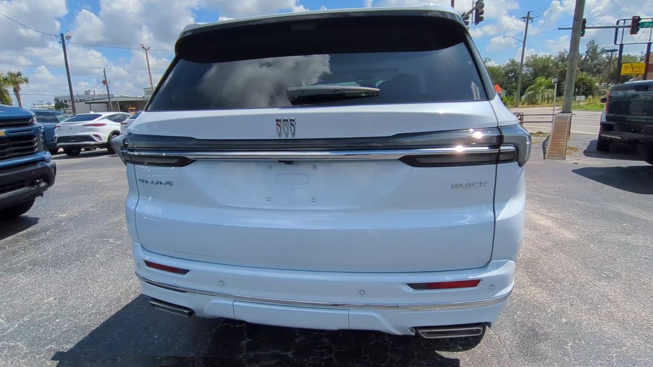 2026 Buick Enclave Avenir