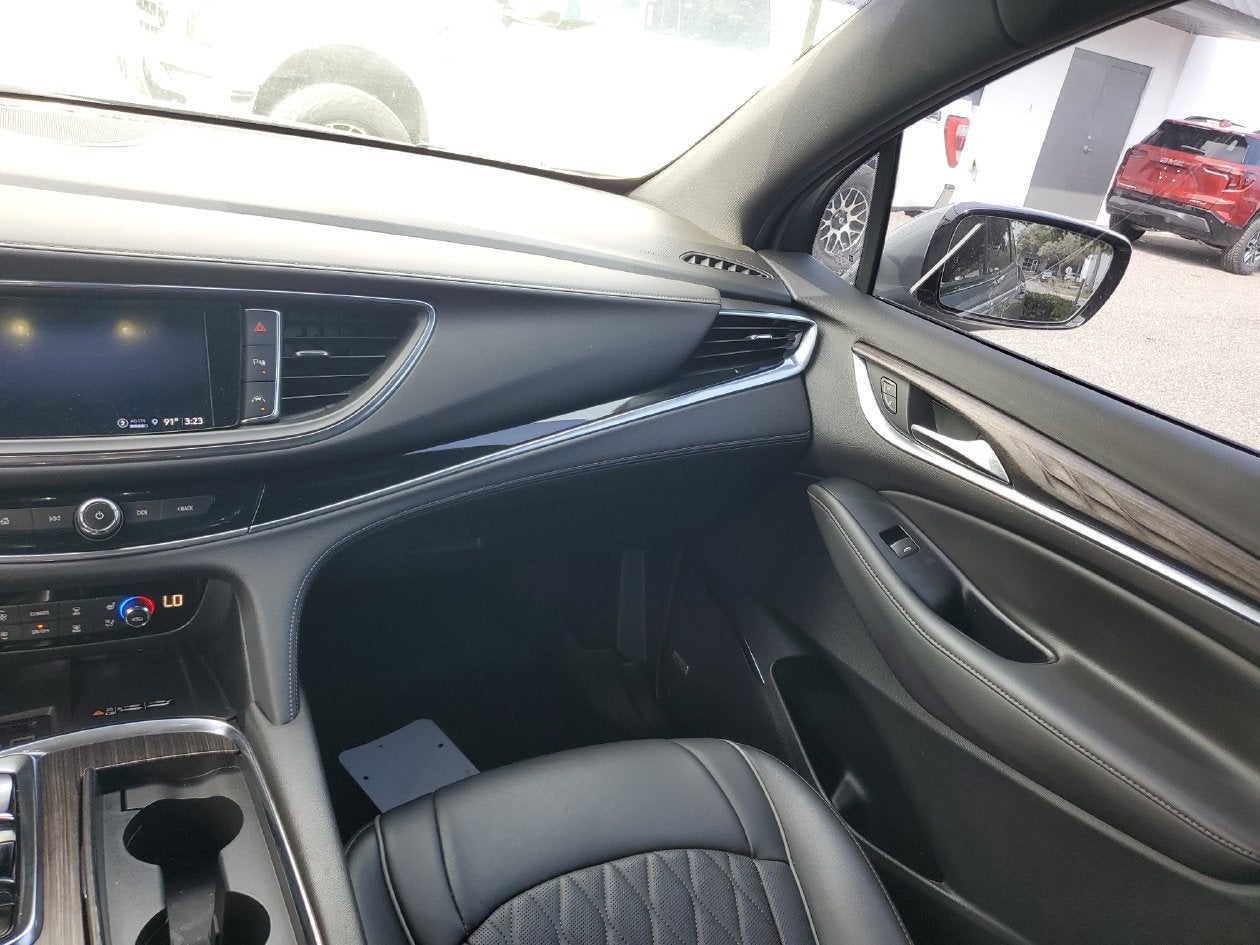 2024 Buick Enclave Avenir