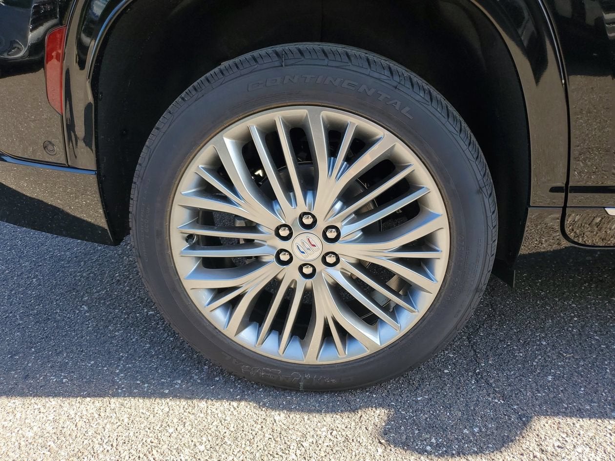 2027 Buick Enclave Avenir