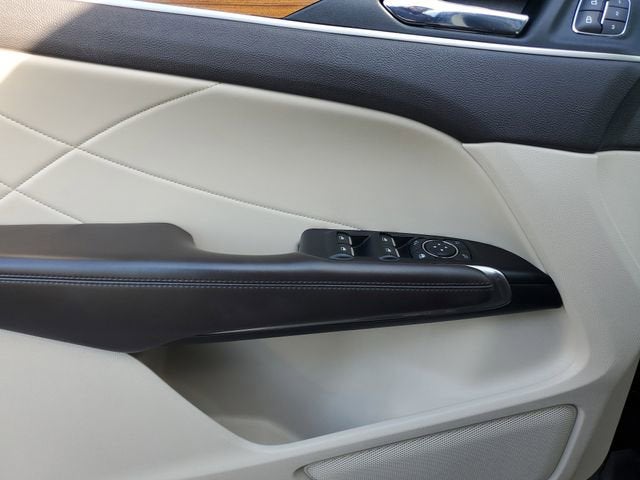 2019 Lincoln MKC Select