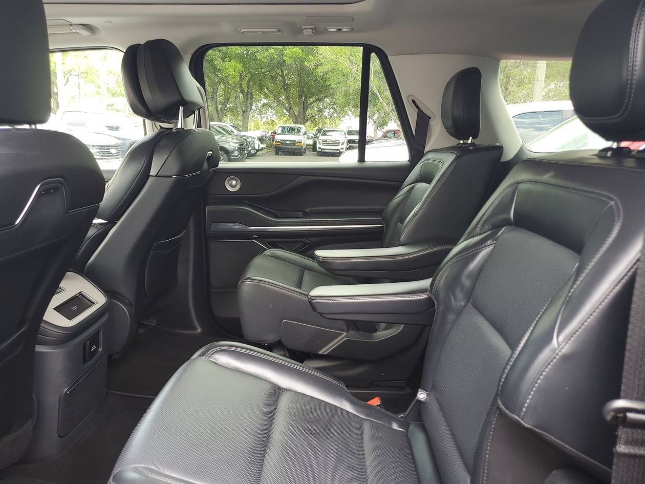 2025 Lincoln Navigator L Reserve