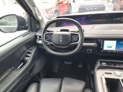 2025 Lincoln Navigator L Reserve
