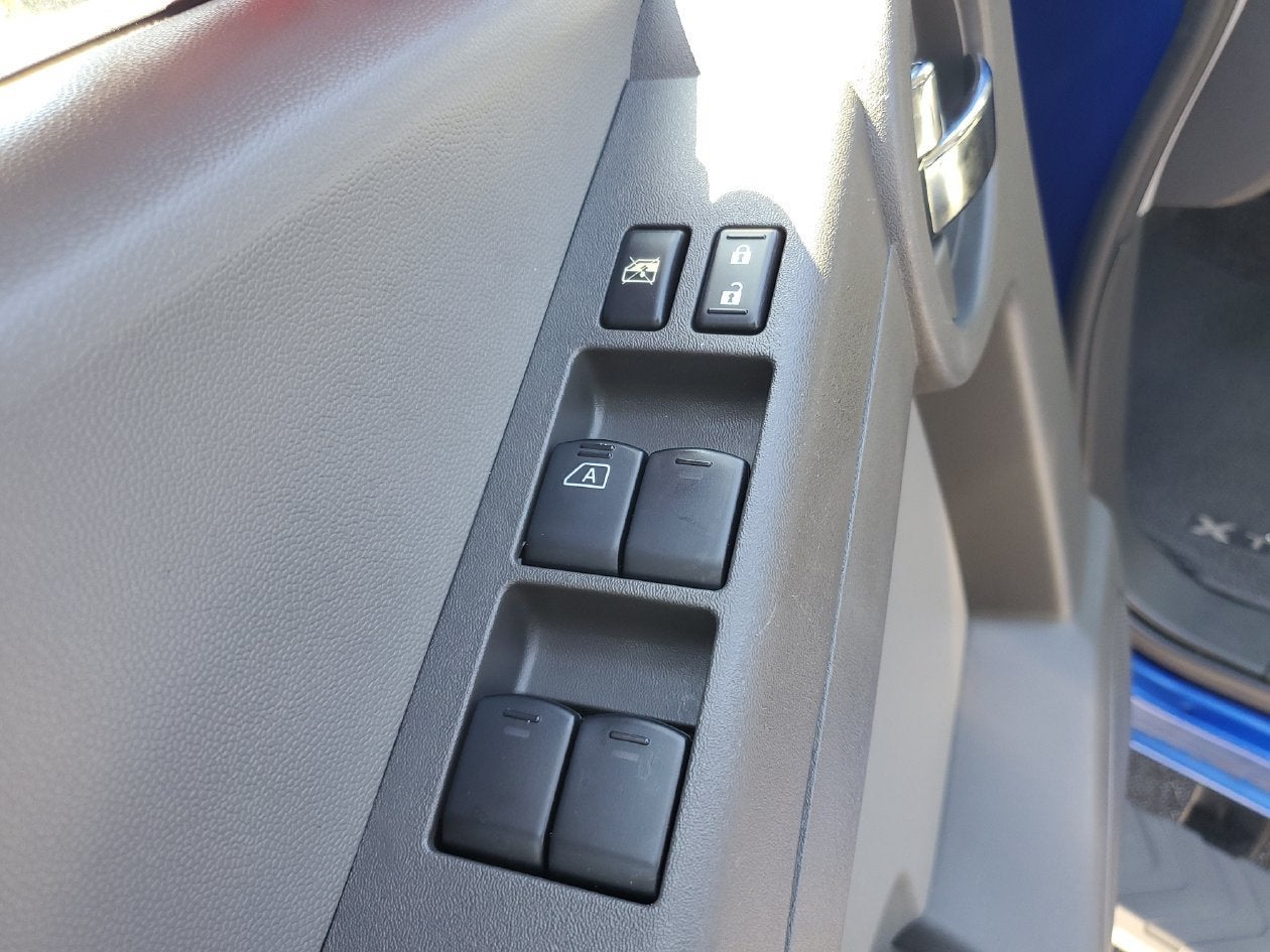 2014 Nissan Xterra S