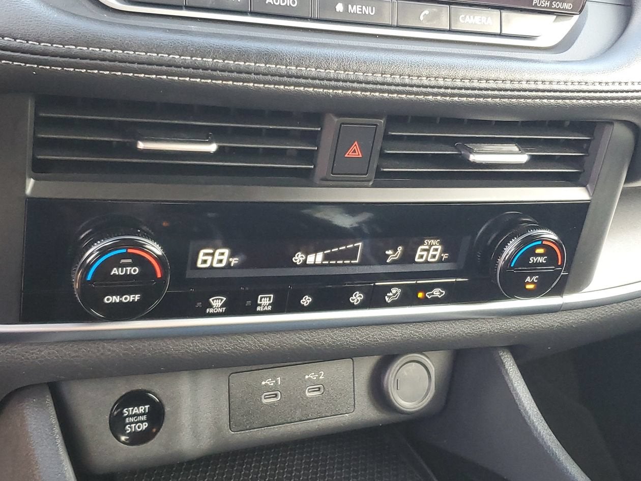 2025 Nissan Rogue SV