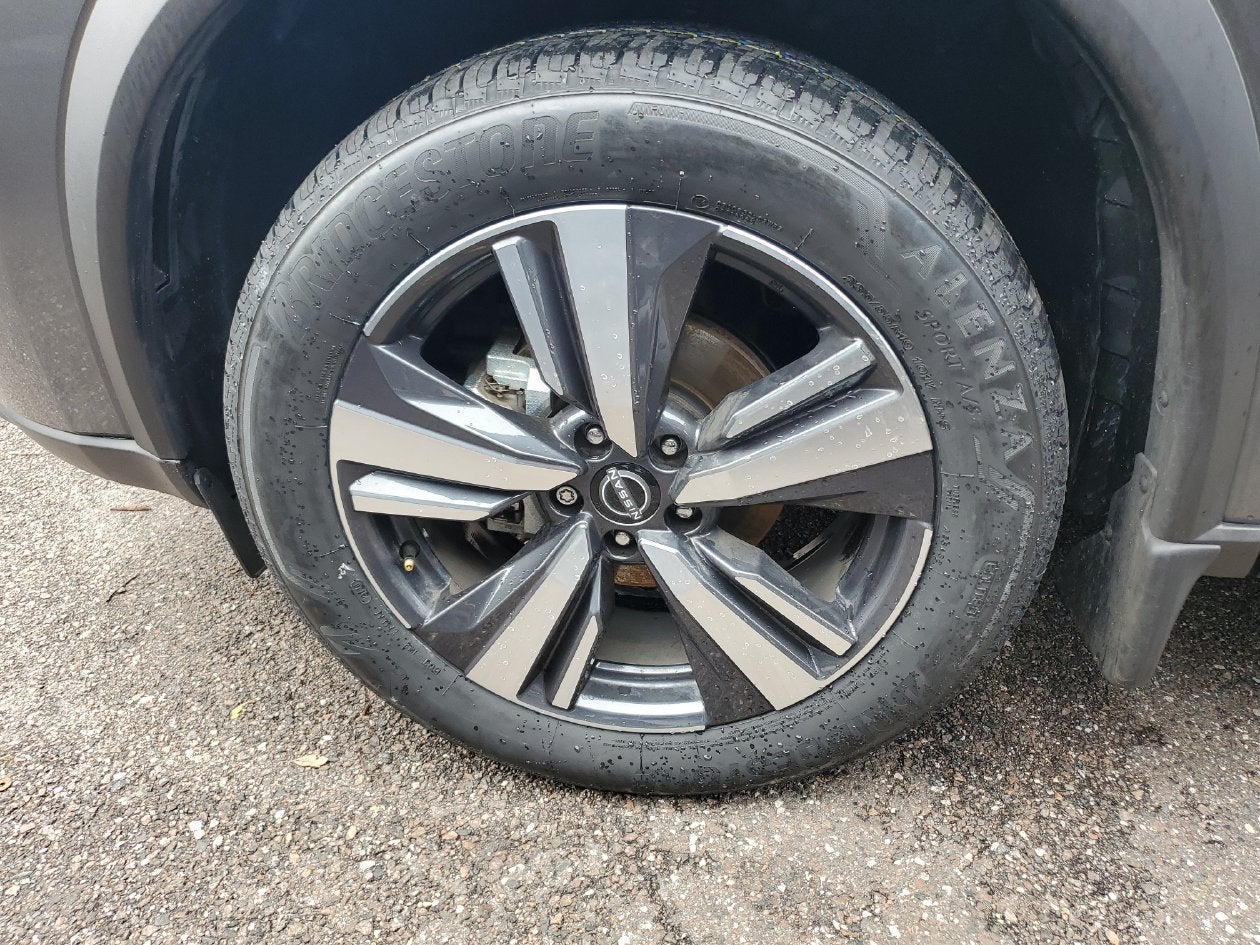 2024 Nissan Rogue SL