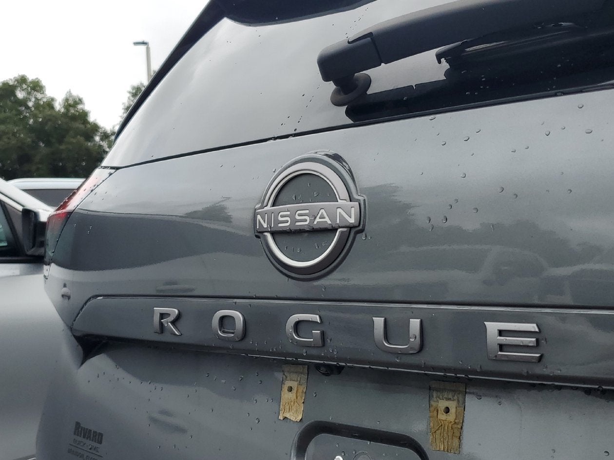 2024 Nissan Rogue SL