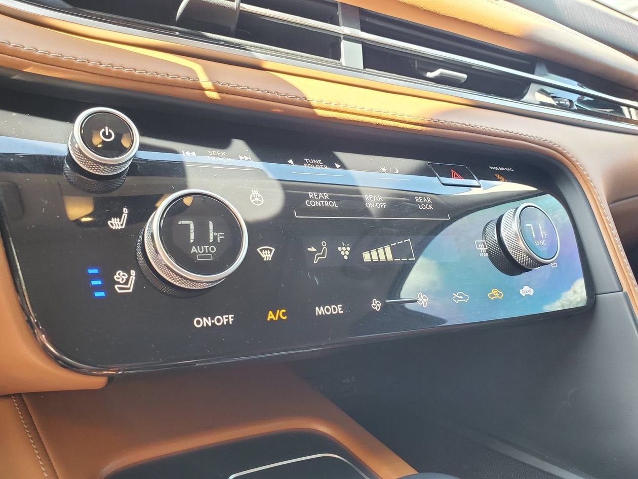 2024 INFINITI QX60 SENSORY