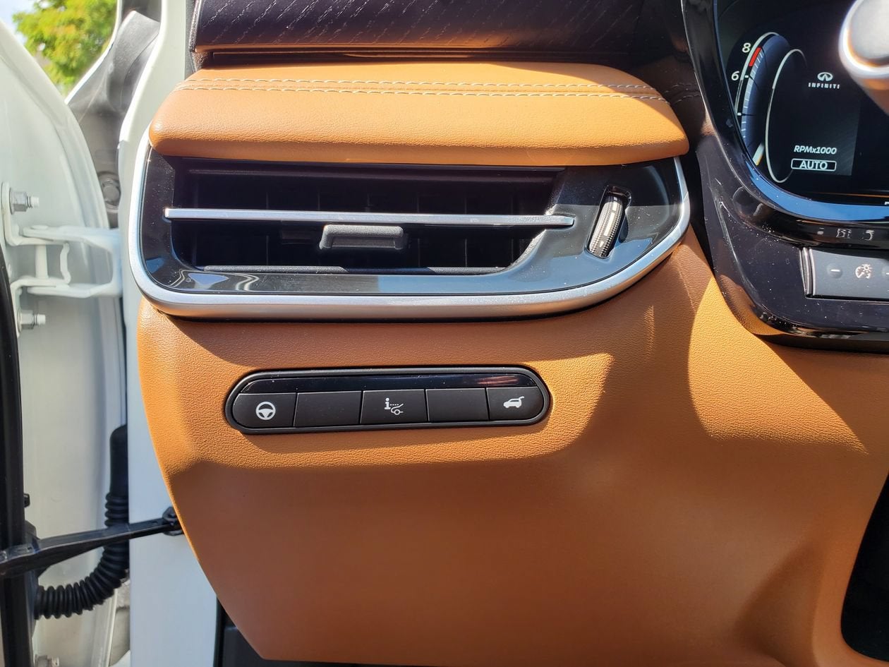 2024 INFINITI QX60 SENSORY