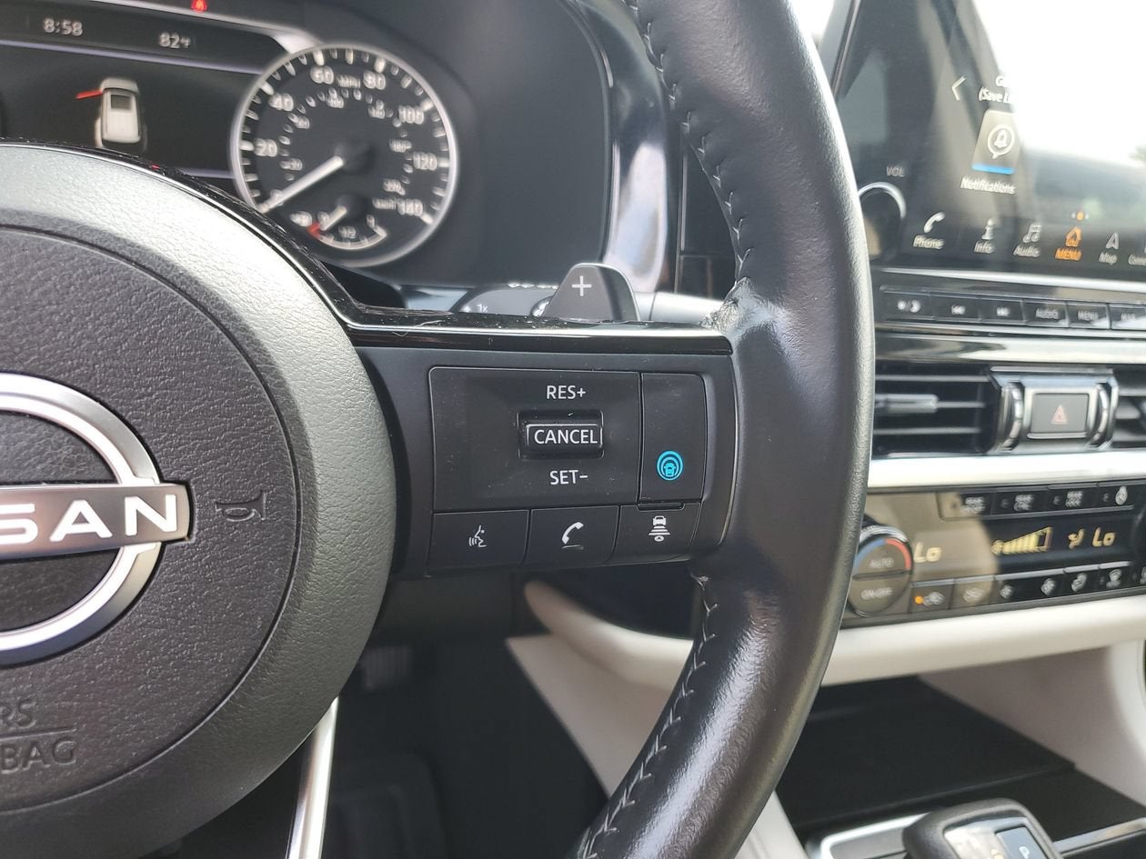 2025 Nissan Pathfinder SL